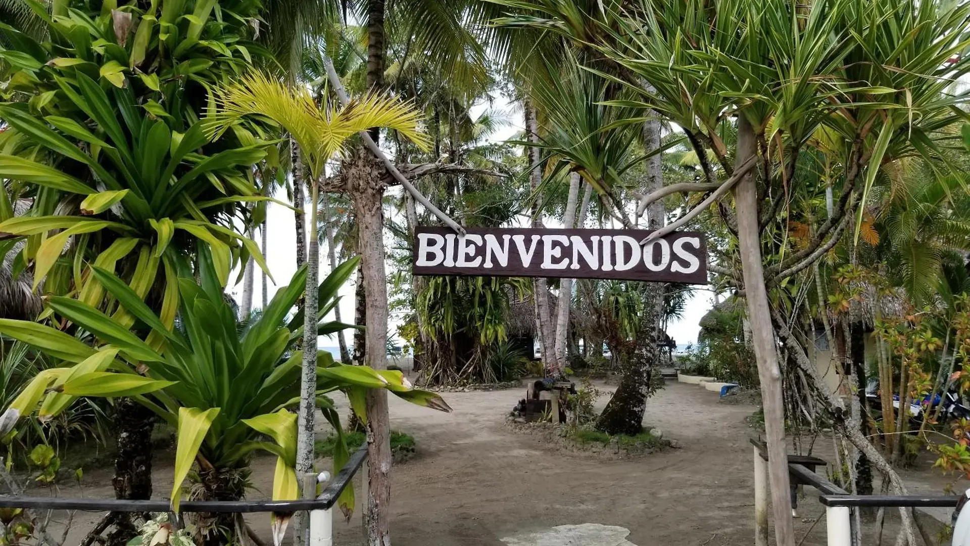 Playa Paraiso En Magante La Yagua